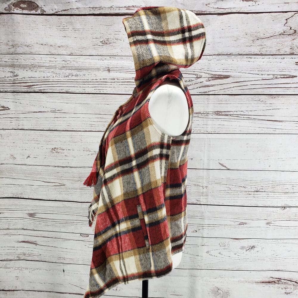 Takara Girls New Red Plaid Hooded Vest Poncho Size Medium - Picture 3 of 10